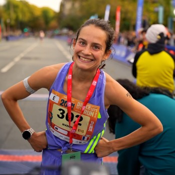 ELLE L’A FAIT 🤯

🏃‍♀️‍➡️ @manon_trapp, ambassadrice Meltonic depuis peu, a fait une entrée fracassante au sein de la team ! 💪

🚀  Elle a magistralement survolé les 20 km de Paris en 1h04’44’’ (3’14/km - 18,54 km/h)

Pour sa première sur 20 km, elle a non seulement battu le record de France 🇫🇷, mais elle est devenue la meilleure performeuse mondiale de l’année 🌍

L’aventure ne fait que commencer 🐝

👏 Un mot pour féliciter Manon ?

📷 : @stadion_actu 

#meltonic #nutritionsportive #manontrapp #20kmparis